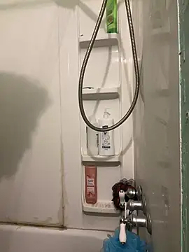 yomanfriend online show from February 14, 8:37 pm