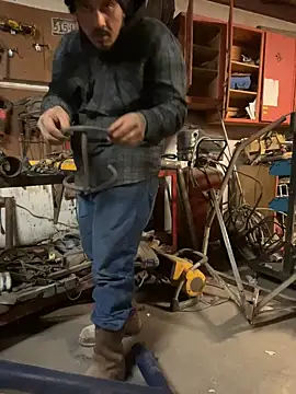 yomanfriend online show from December 14, 6:24 am