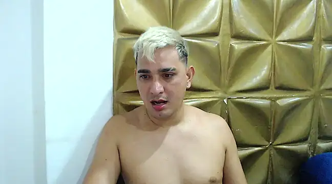 BOYSPEIN online show from January 25, 4:35 pm