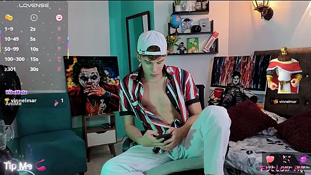 flowers18 online show from November 20, 11:36 pm