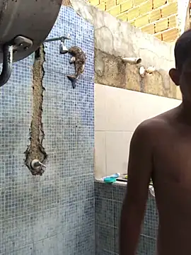 isacalejandroo online show from February 28, 10:17 pm