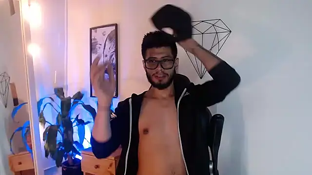 Colby brown03 online show from April 9, 5:41 pm