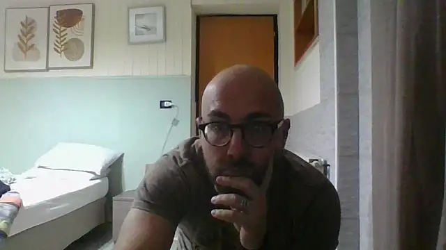 darione 90 online show from February 19, 4:55 pm