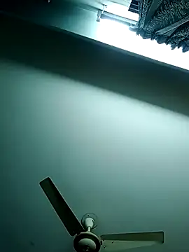 akash125800 online show from January 22, 5:17 pm