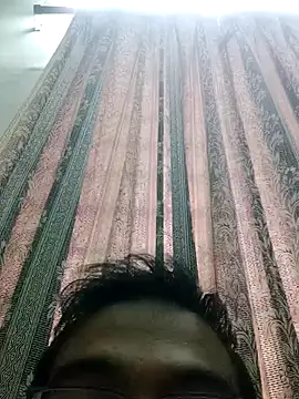 akash125800 online show from January 23, 6:06 am