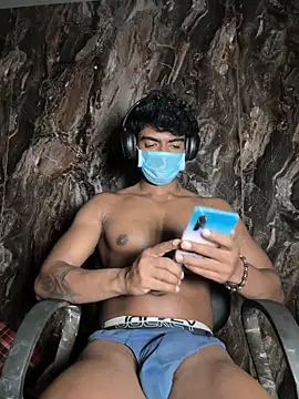 rony6663 online show from March 31, 9:44 am