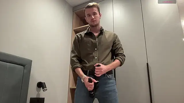 cute mark online show from September 13, 6:31 pm