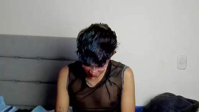 andrew uwu  online show from January 5, 7:50 pm