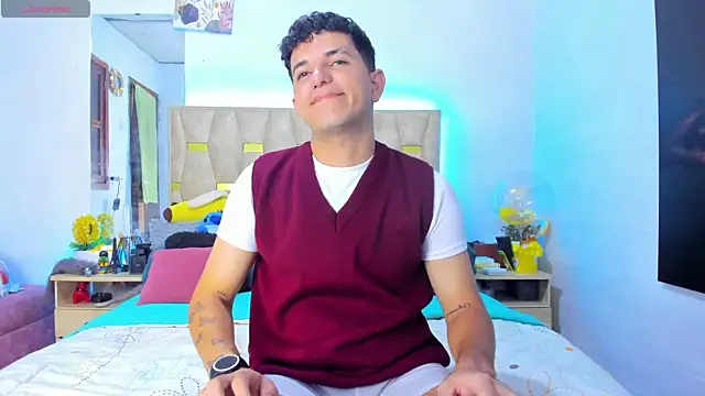 patrick sanzz online show from April 18, 10:42 pm