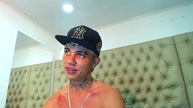 HannibalLester online show from January 1, 6:15 am