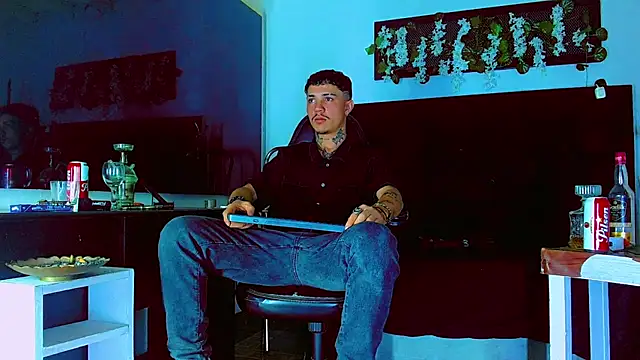 HannibalLester online show from March 29, 8:47 am