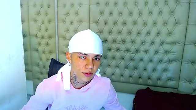 HannibalLester online show from January 10, 6:09 am