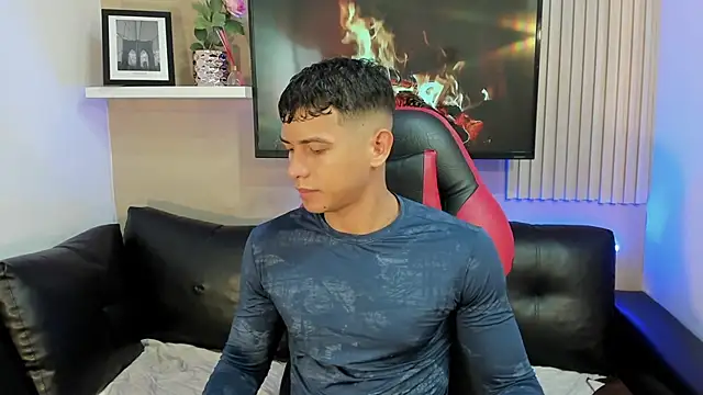 yei-sant online show from November 26, 6:38 am