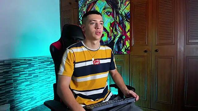 Dimitri higth420 online show from February 27, 11:04 pm