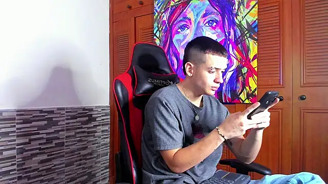 Dimitri higth420 online show from March 2, 11:50 pm