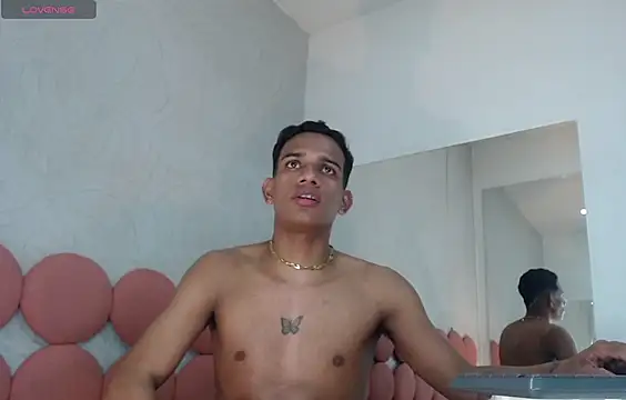 AbrahanBratz online show from January 8, 9:55 pm