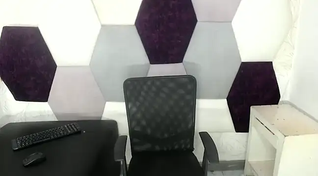 AbrahanBratz online show from December 3, 11:32 am