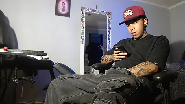 Nickhot0609 online show from January 8, 1:21 am