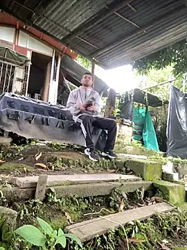 Jestebanano online show from March 4, 1:29 pm