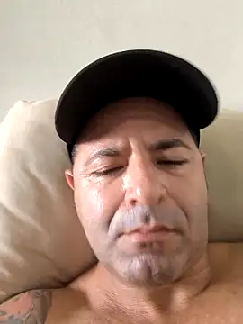 Marciogrei online show from March 2, 6:26 pm