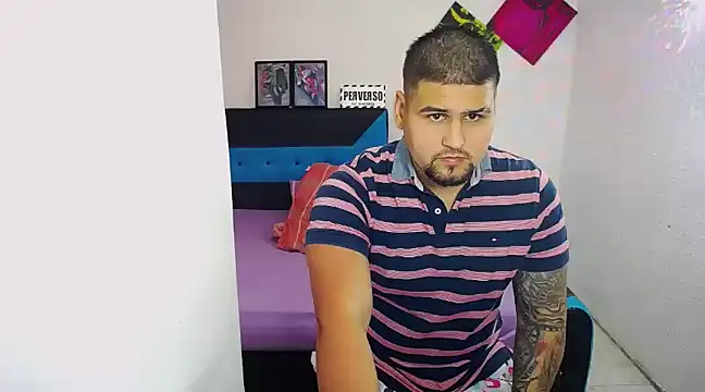 pitbullveryhot online show from March 9, 5:11 am