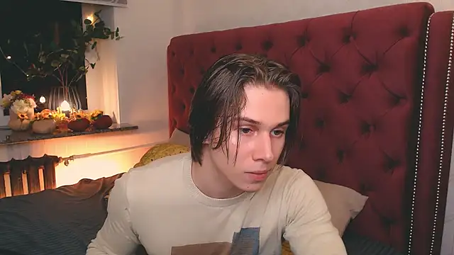 Snapshot of Marcus_Swampov chatting on October 23, 10:08 am Marcus Swampov online show from October 23, 10:08 am