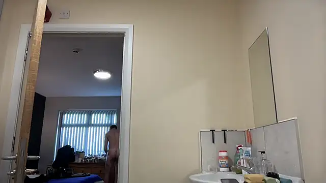 TowaFreespirit online show from March 18, 2:17 pm