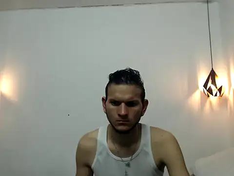 Latin Boy24 online show from September 18, 5:26 pm