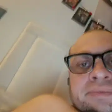 CreepyMoment793 online show from December 3, 1:11 am