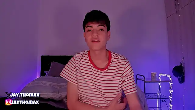 JaycoThomas online show from December 19, 4:23 am