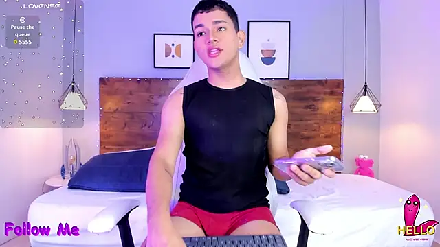 Snapshot of ander_deimond_ chatting on February 4, 12:55 pm ander deimond  online show from February 4, 12:55 pm