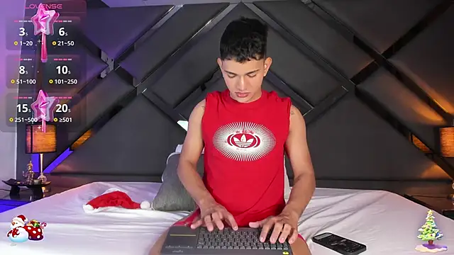 Snapshot of ander_deimond_ chatting on December 11, 1:33 pm ander deimond  online show from December 11, 1:33 pm