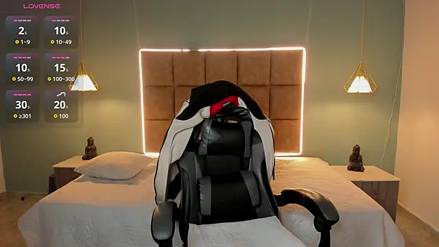 AlejooTwink online show from May 28, 4:10 am