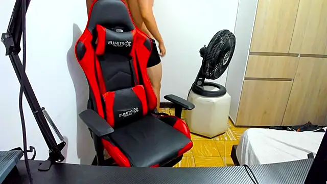 Calihotcaliente277 online show from January 30, 10:19 am