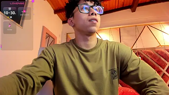 AkazaBoy  online show from December 18, 3:58 am