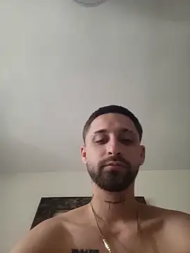 Snapshot of omarito100 chatting on September 30, 11:25 am omarito100 online show from September 30, 11:25 am