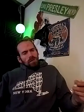 RobStrokes215 online show from December 21, 2:04 pm