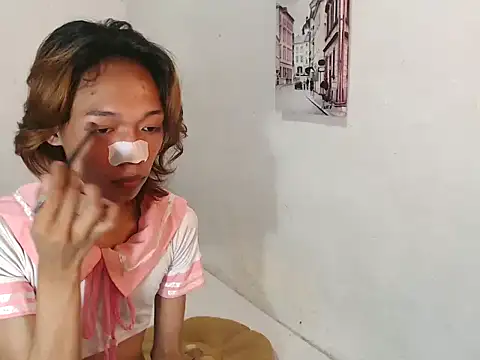 imtwinky online show from December 21, 8:11 am