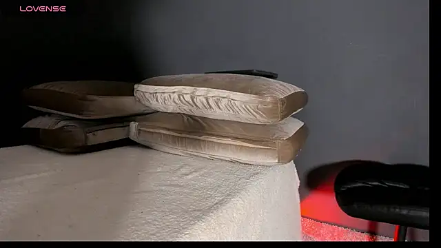 Brock hurn1 online show from September 10, 2:05 pm