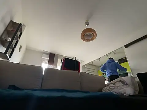 Rebeu313 online show from January 6, 2:36 pm