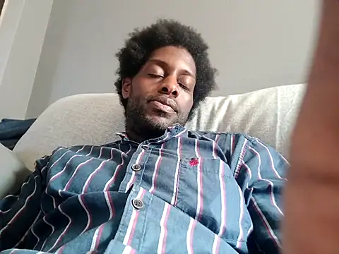 DevinToore online show from October 11, 6:01 pm