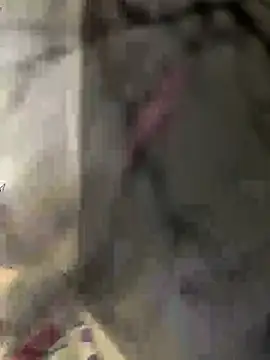 lescro95  online show from March 17, 4:09 pm