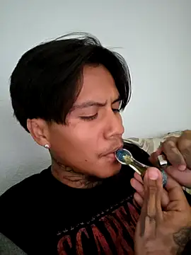 Dthang1 online show from March 9, 3:39 pm