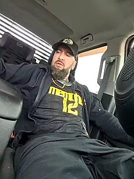 Beardedtattood online show from April 1, 1:24 pm