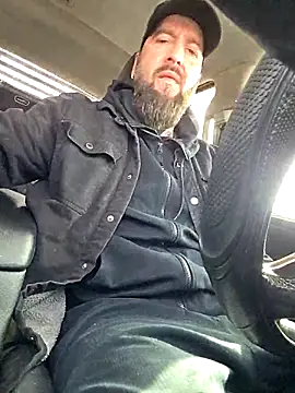 Beardedtattood online show from March 25, 1:48 pm