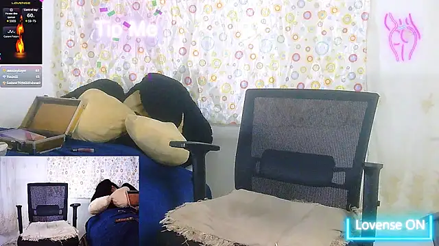 Lobaveterana sex online show from March 22, 8:30 am