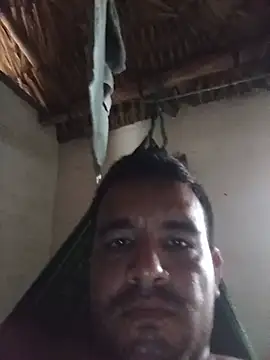 Luigy29 online show from August 1, 9:03 pm