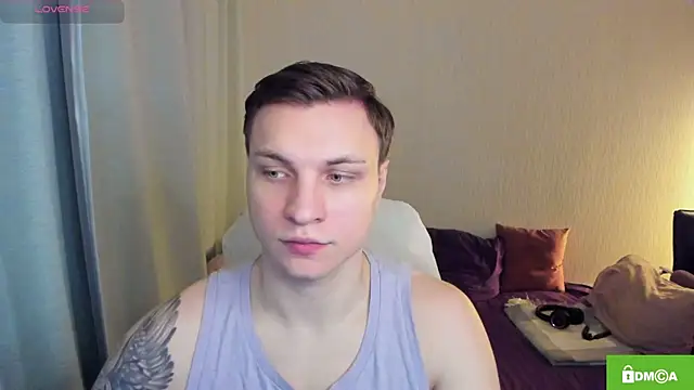 handsome guy01 online show from March 24, 2:17 am