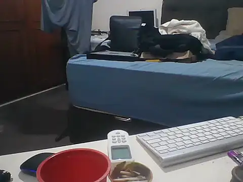 SOLESFETISHBR online show from February 18, 8:34 am