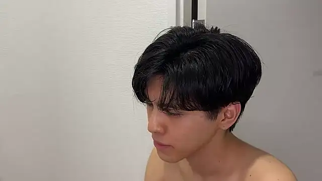 Lio kun online show from September 20, 3:56 pm